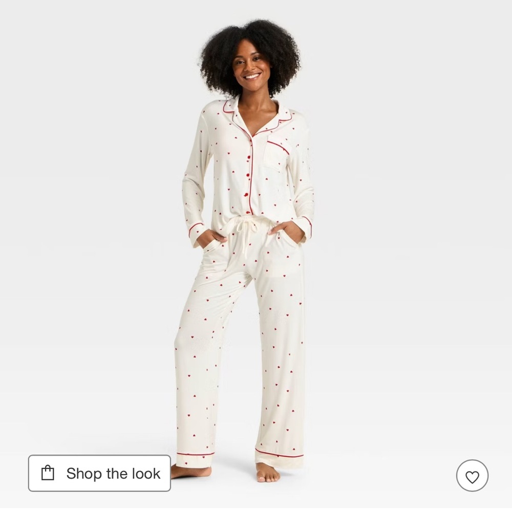 Auden White and Red Heart Women’s Pajamas